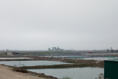 Xã “xén” tiền hỗ trợ bão lụt của dân để đóng tiền... rác thải