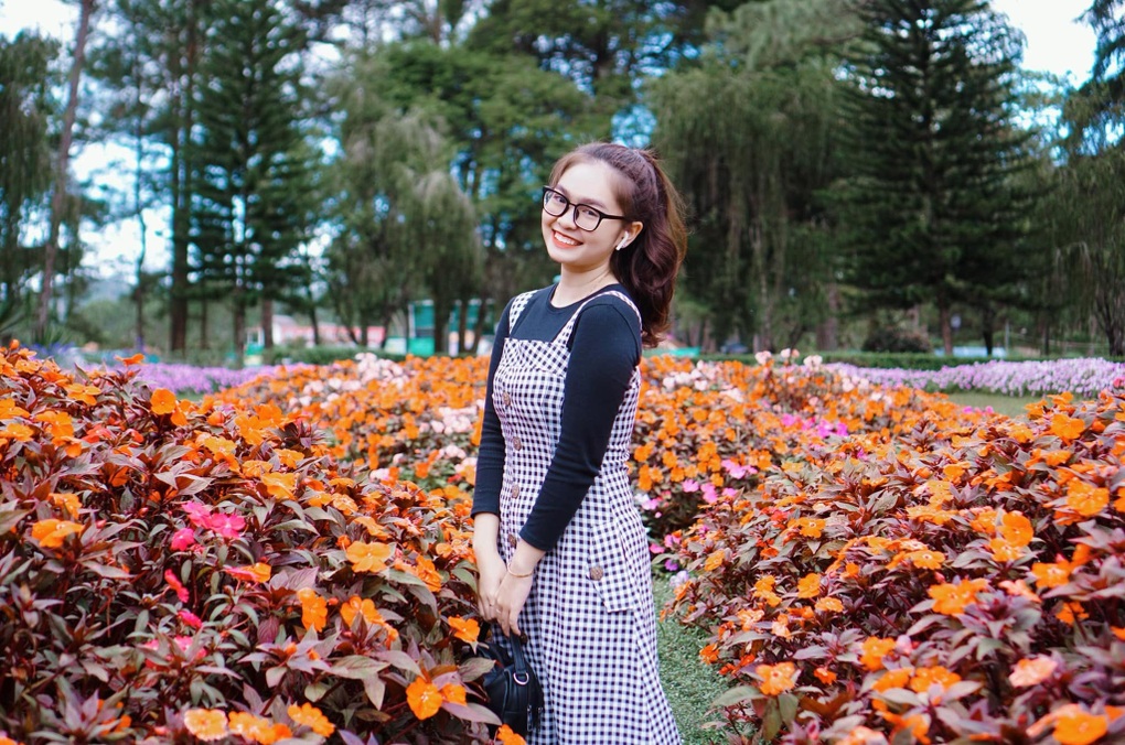 Ca sĩ nhí Thiện Nhân bất ngờ tuyên bố đi hát trở lại sau ồn ào gia đình - 2 Ca sĩ nhí Thiện Nhân bất ngờ tuyên bố đi hát trở lại sau ồn ào gia đình - 2