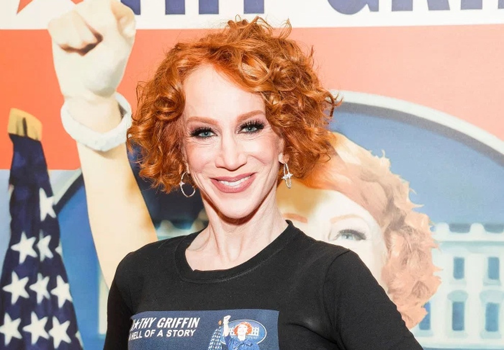 Diễn viên từng đoạt giải Grammy Kathy Griffin bị ung thư phổi - 1 Diễn viên từng đoạt giải Grammy Kathy Griffin bị ung thư phổi - 1