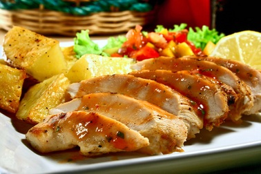 Hơn 900 tấn thịt gà chế biến sẵn ở Mỹ bị thu hồi