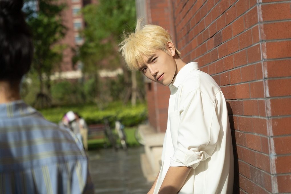 Mỹ nam Trung Quốc có cha là đạo diễn nổi tiếng, mẹ là mỹ nhân cổ trang - 6