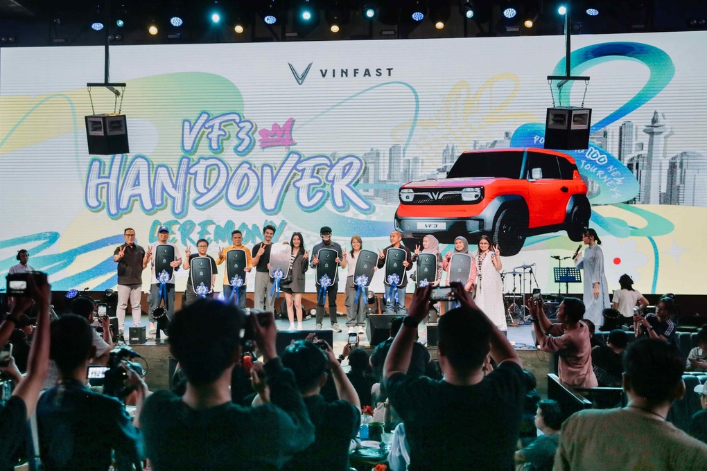 VinFast bàn giao 400 xe tại Indonesia chỉ sau 2 tháng mở bán - 3 VinFast bàn giao 400 xe tại Indonesia chỉ sau 2 tháng mở bán - 3