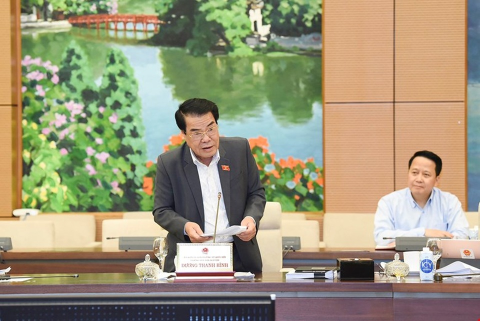 Cử tri đánh giá nhân sự được bầu vào Trung ương là người tiêu biểu - 3 Cử tri đánh giá nhân sự được bầu vào Trung ương là người tiêu biểu - 3