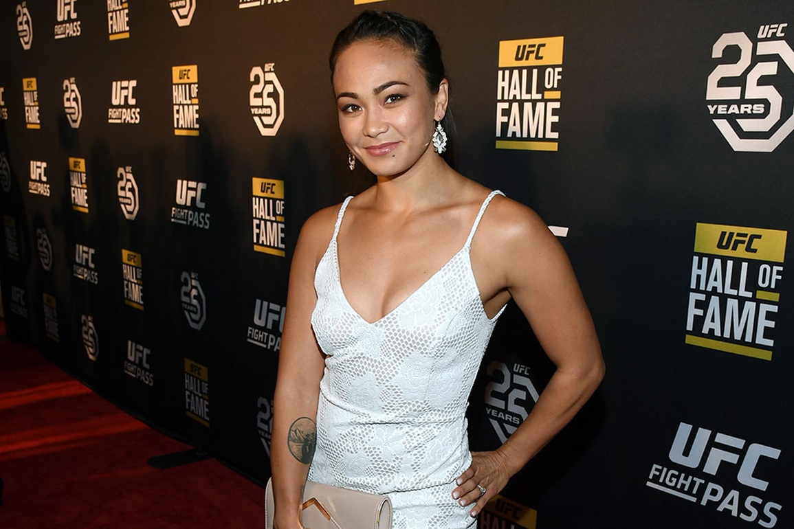 Nữ chiến binh mạnh mẽ có gương mặt thiên thần Michelle Waterson - 2