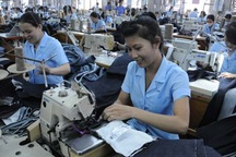 Lương tối thiểu năm 2017: VCCI đề xuất mức tăng trung bình 4,62%