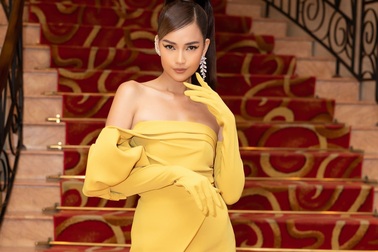 Hoa hậu Ngọc Châu khoe thần thái cuốn hút