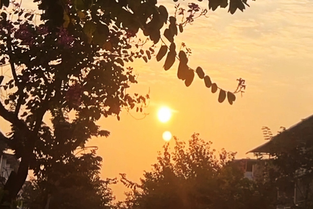 Hiện tượng hai mặt trời lại xuất hiện tại Quảng Ngãi - 2