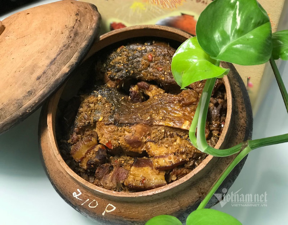 Xuyên đêm hít khói, kho 5.000 nồi cá bán Tết Canh Tý - 10 Xuyên đêm hít khói, kho 5.000 nồi cá bán Tết Canh Tý - 10