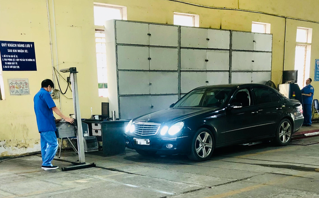 Chính thức tăng phí đăng kiểm ô tô từ 8/10 - 1 Chính thức tăng phí đăng kiểm ô tô từ 8/10 - 1