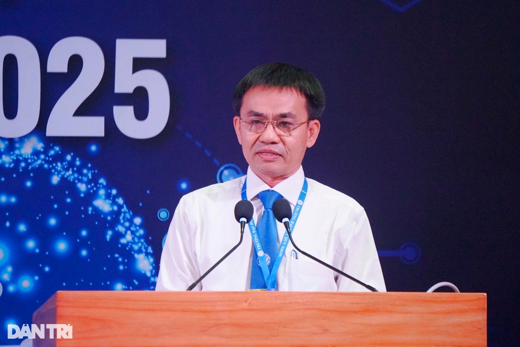 Bồi dưỡng “thần tốc” gần 7.000 cán bộ, công chức về chuyển đổi số - 2 Bồi dưỡng “thần tốc” gần 7.000 cán bộ, công chức về chuyển đổi số - 2
