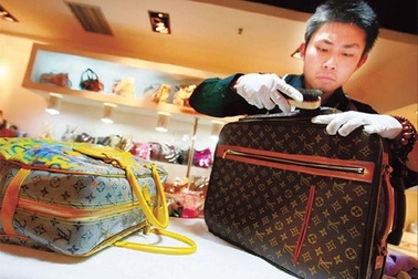 Rởm đời, chơi hàng hiệu second-hand