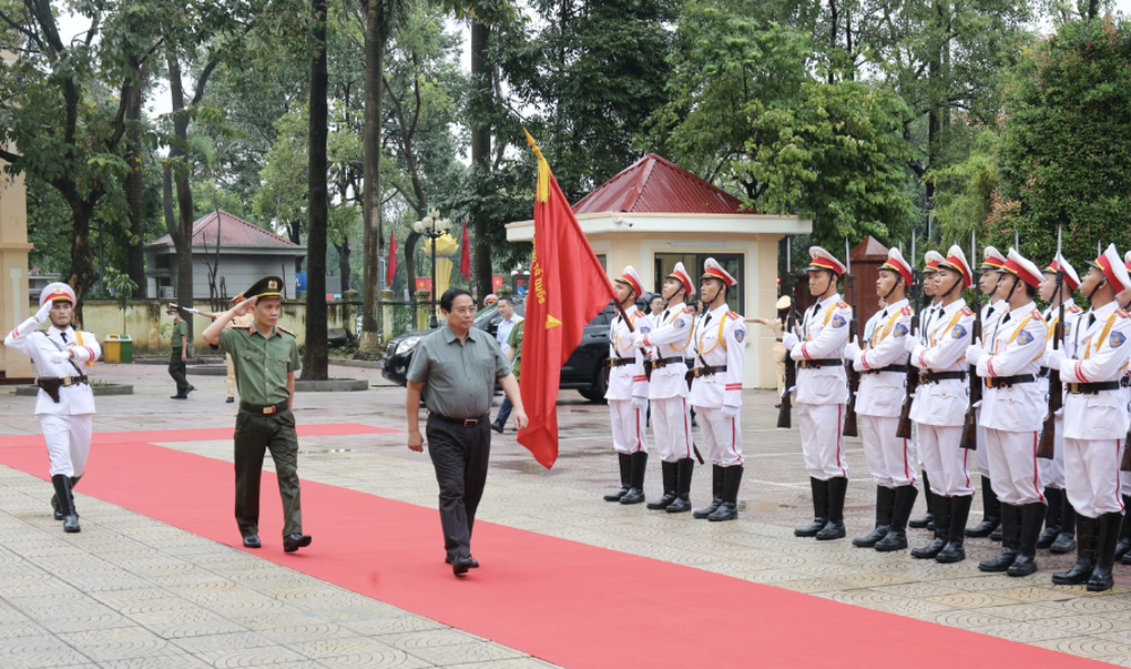 Thủ tướng: An toàn giao thông là hạnh phúc cho mọi nhà - 1