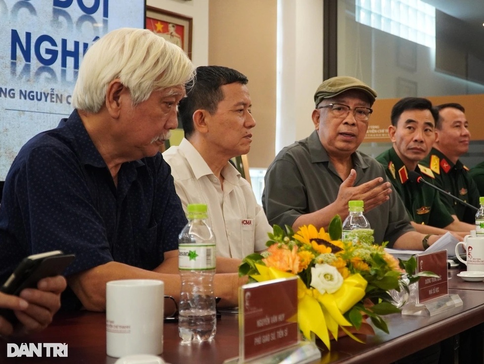 Người thầy Nguyễn Chí Vịnh qua lời kể của Tướng gìn giữ hòa bình - 7 Người thầy Nguyễn Chí Vịnh qua lời kể của Tướng gìn giữ hòa bình - 7