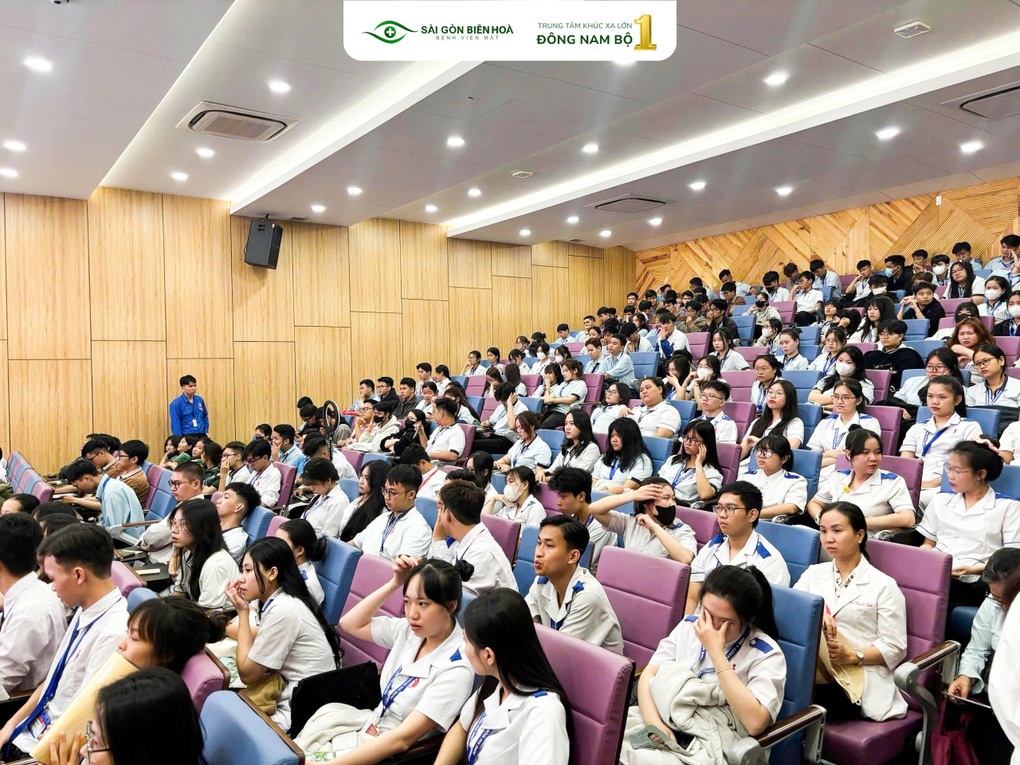 Mắt Sài Gòn Biên Hòa tổ chức hội thảo về tật khúc xạ cho sinh viên - 2