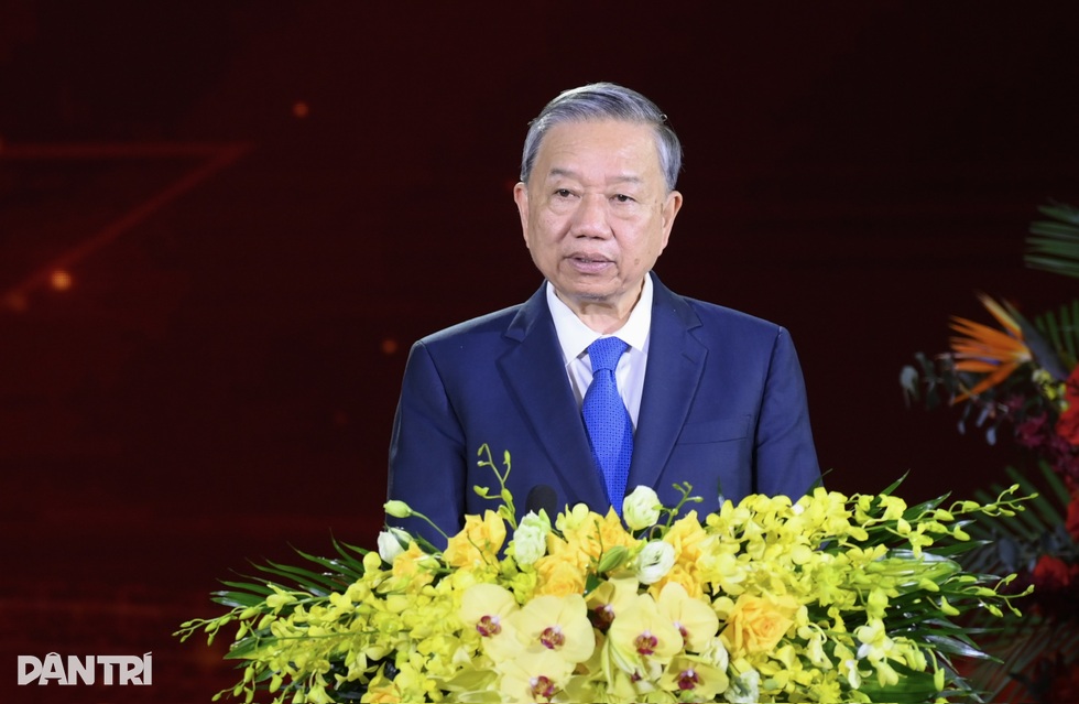Tổng Bí thư hỏi “người Nội vụ”: Bứt phá để hùng cường hay bỏ lỡ cơ hội? - 4 Tổng Bí thư hỏi “người Nội vụ”: Bứt phá để hùng cường hay bỏ lỡ cơ hội? - 4