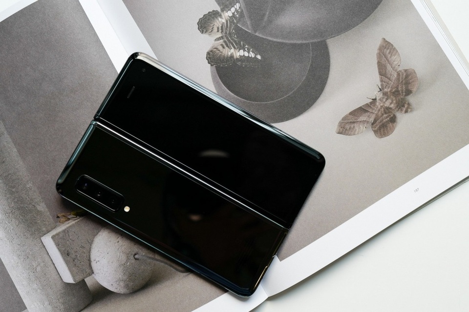 Galaxy Fold được lòng nhiều nhóm khách hàng - 2