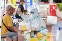 Ca Covid-19 cao nhất nửa năm, Trung Quốc nói đợt dịch hiện nay phức tạp