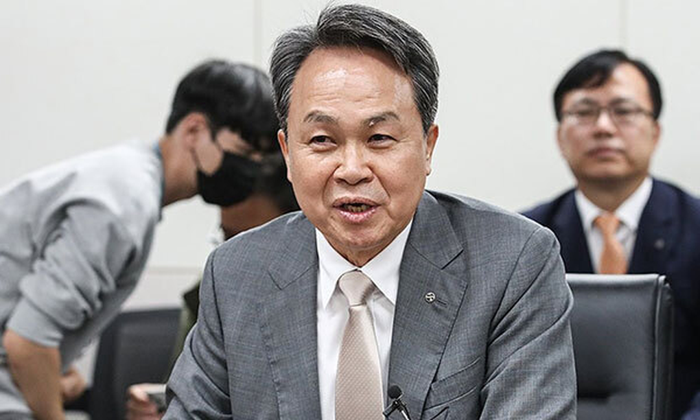 Công ty mẹ Shinhan Bank xin lỗi vì đầu tư chứng khoán lỗ nặng - 1 Công ty mẹ Shinhan Bank xin lỗi vì đầu tư chứng khoán lỗ nặng - 1