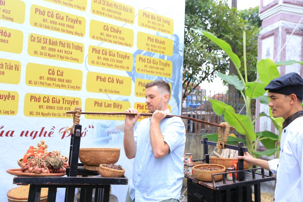 Không gian phở xưa Nam Định được tái hiện tại làng phở Vân Cù - 3 Không gian phở xưa Nam Định được tái hiện tại làng phở Vân Cù - 3