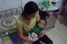 Mong manh sự sống của bé sinh non ở tháng thứ 7 