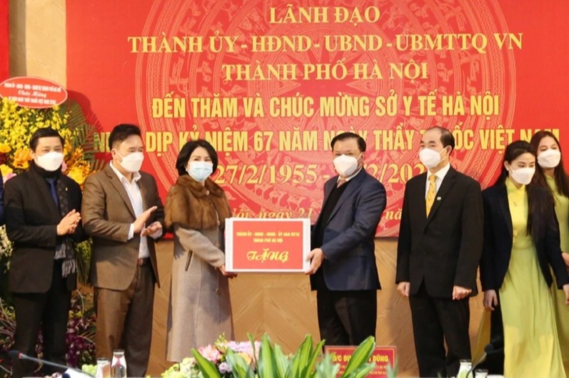 Bí thư Hà Nội: Y tế Thủ đô đã thể hiện tốt vai trò nòng cốt trong đại dịch - 1 Bí thư Hà Nội: Y tế Thủ đô đã thể hiện tốt vai trò nòng cốt trong đại dịch - 1
