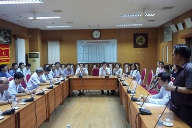 Tiếp tục đình chỉ công tác Giám đốc bệnh viện vụ chạy thận