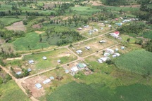 Dân bỏ nhà vào rẫy ở, làng tái định cư tiền tỷ đìu hiu