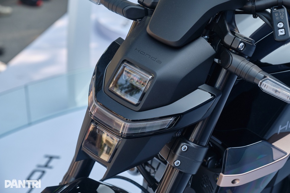 Honda WN7: Mô tô điện mạnh ngang xe 600cc lần đầu về Việt Nam - 3