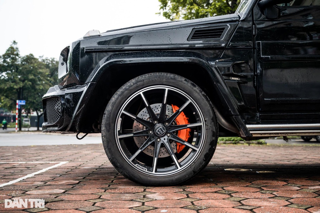Mercedes-AMG G 63 rao giá 4,6 tỷ đồng sau 10 năm dùng và lăn bánh 100.000km - 6 Mercedes-AMG G 63 rao giá 4,6 tỷ đồng sau 10 năm dùng và lăn bánh 100.000km - 6