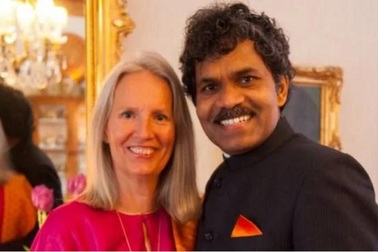 Đạp xe từ Ấn Độ sang Châu Âu để gặp người yêu “tiền định”