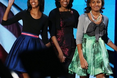 Khi 2 công chúa của Tổng thống Mỹ “chơi” hàng hiệu