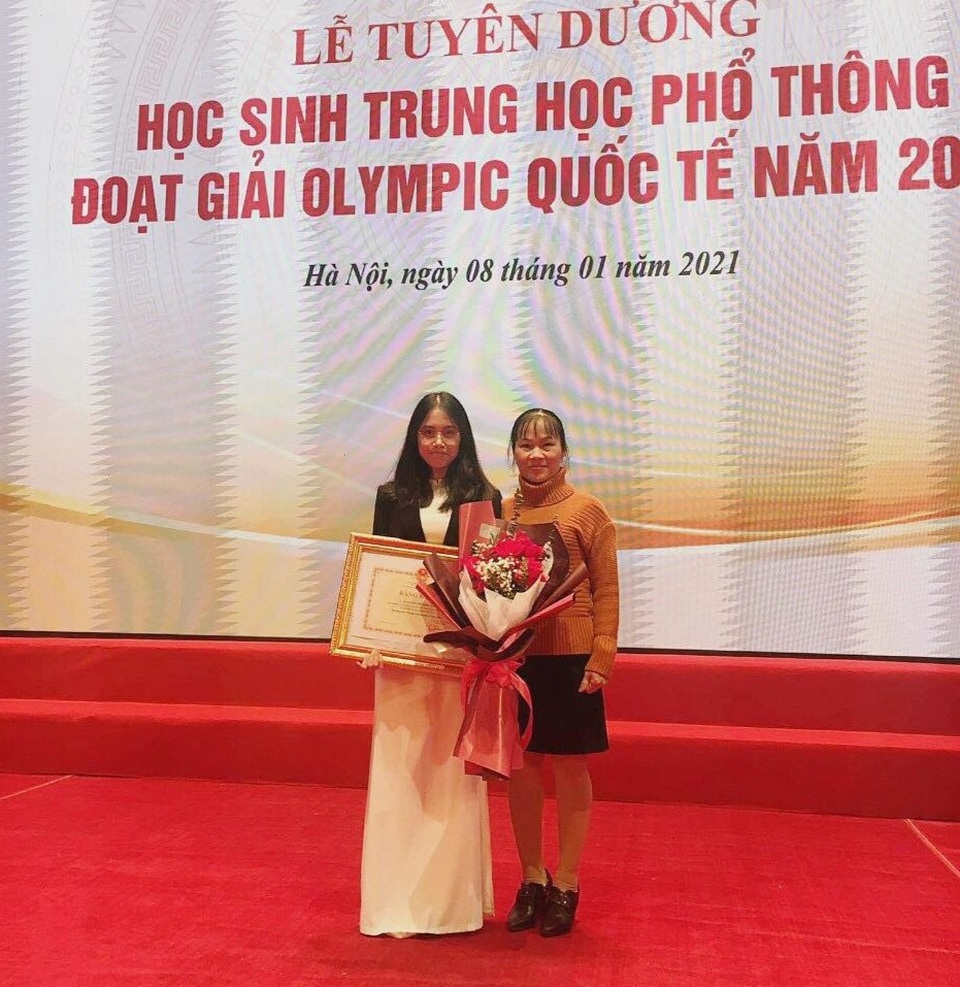 Cô giáo nuôi học trò đoạt giải Olympic quốc tế: Tôi như có thêm đứa con - 2 Cô giáo nuôi học trò đoạt giải Olympic quốc tế: Tôi như có thêm đứa con - 2