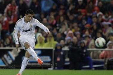 Những cú sút mang thương hiệu “Tomahawk” của C.Ronaldo