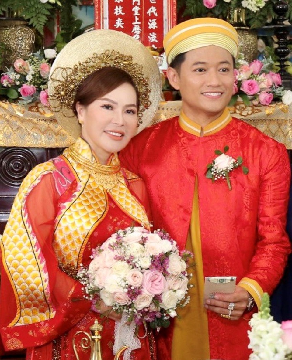 Quý Bình: Vợ tôi có những thứ mà các cô gái hiện đại bây giờ không có - 1 Quý Bình: Vợ tôi có những thứ mà các cô gái hiện đại bây giờ không có - 1