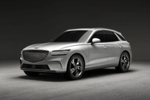 Genesis Electrified GV70 trình làng: SUV điện cùng phân khúc VinFast VF e35