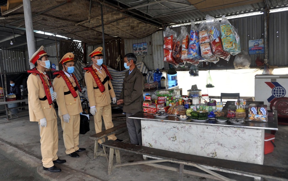 Dịch nCoV: Hà Nội còn gần 800 người phải cách ly 14 ngày - 4 Dịch nCoV: Hà Nội còn gần 800 người phải cách ly 14 ngày - 4