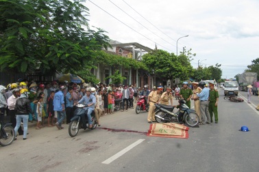 Tông phải cụ già, 1 thanh niên tử vong