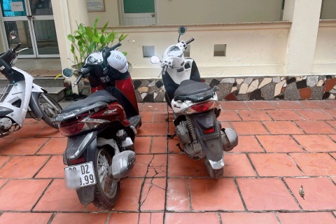 Vụ hai xe máy gắn biển số "song sinh": Xử phạt nữ tài xế mua biển giả