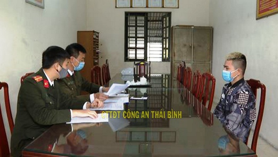 Triệu tập nam thanh niên tung tin thất thiệt Thái Bình thất thủ vì Covid - 1 Triệu tập nam thanh niên tung tin thất thiệt Thái Bình thất thủ vì Covid - 1