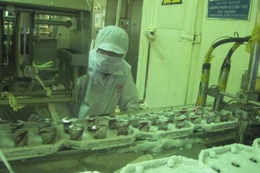 Kem “bẩn” vẫn sống vì… “nhờn” luật?