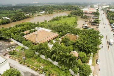 Con gái nguyên lãnh đạo Ngân hàng Nhà nước đứng tên "biệt phủ"