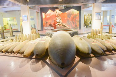 Xem các loại bom quân đội Mỹ sử dụng trong chiến tranh ở Việt Nam