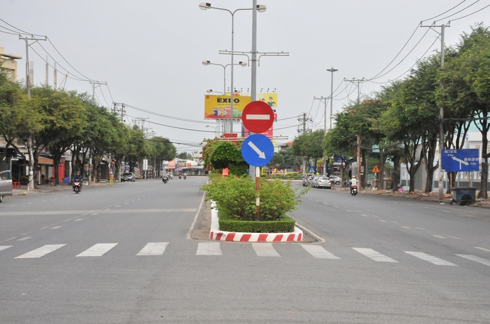 Hoạt động của người dân cả nước sáng ngày đầu năm mới Tân Sửu - 16