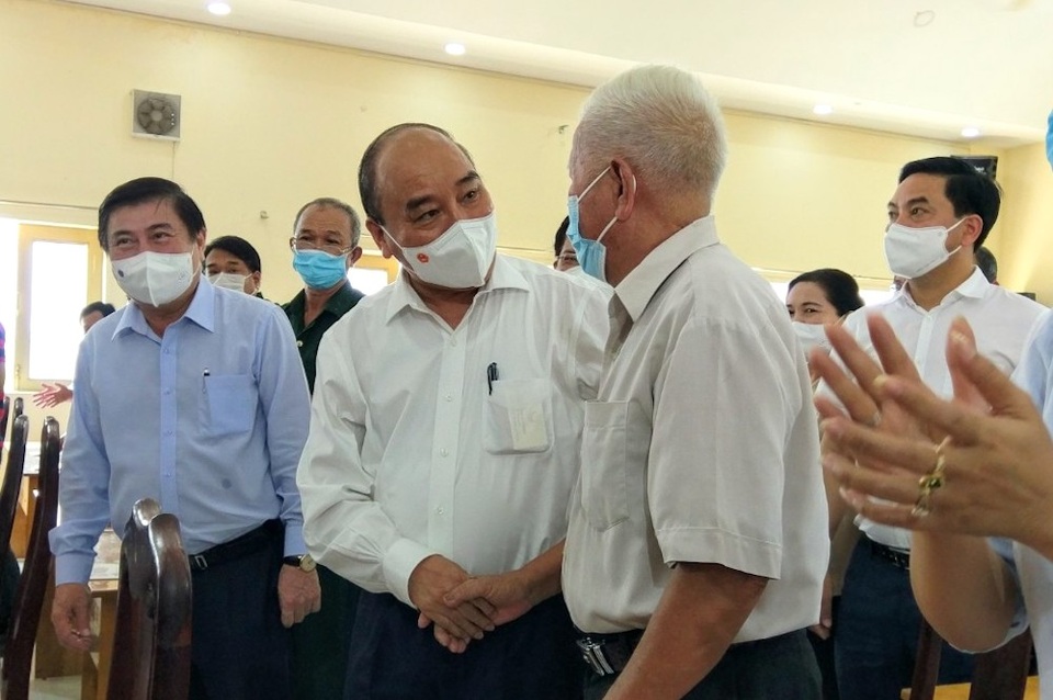Chủ tịch nước nói về việc đón đại bàng lớn vào đẻ trứng, làm tổ - 1 Chủ tịch nước nói về việc đón đại bàng lớn vào đẻ trứng, làm tổ - 1