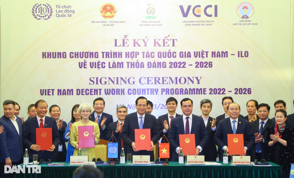 5 hoạt động ưu tiên thúc đẩy việc làm thỏa đáng - 3 5 hoạt động ưu tiên thúc đẩy việc làm thỏa đáng - 3