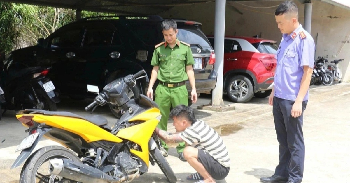 Ổ nhóm bẻ khóa trong vòng một phút, trộm hơn 20 xe máy