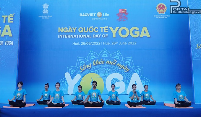 Đồng diễn “Yoga – Sống khỏe mỗi ngày” 