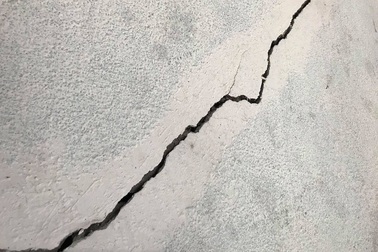 Nhiều nhà dân nứt nẻ bởi công trình thi công, người dân cầu cứu Bí thư Tỉnh ủy Nghệ An!