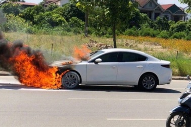 Vụ Mazda 3 cháy khi nhân viên sửa xe chạy thử: Thỏa thuận xong bồi thường