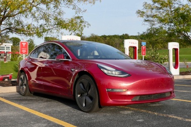 Pin ô tô điện có bền hay không phần nhiều là do người sử dụng